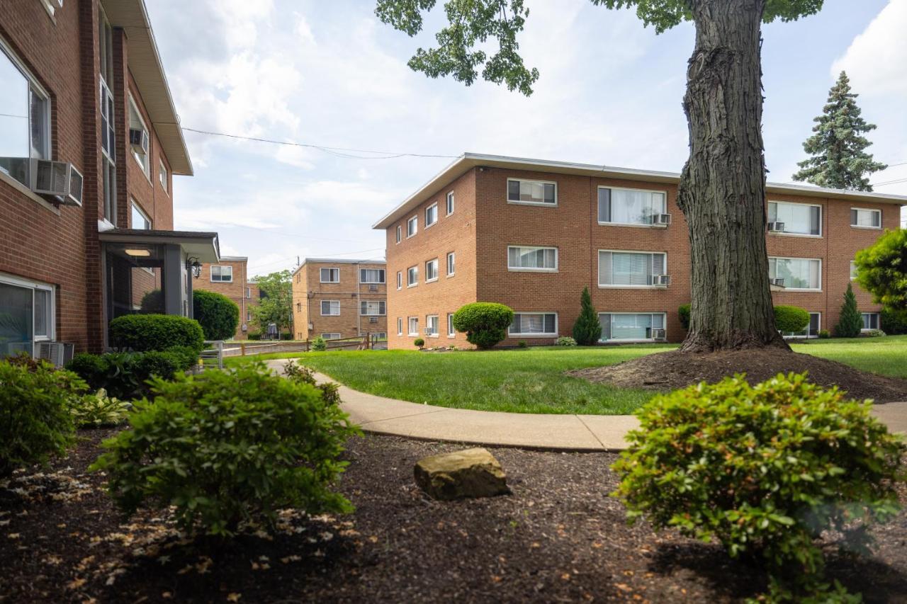 Georgetown Villas 1-1B Close To Cleveland Airport And The Rocky River Valley Fairview Park Екстер'єр фото